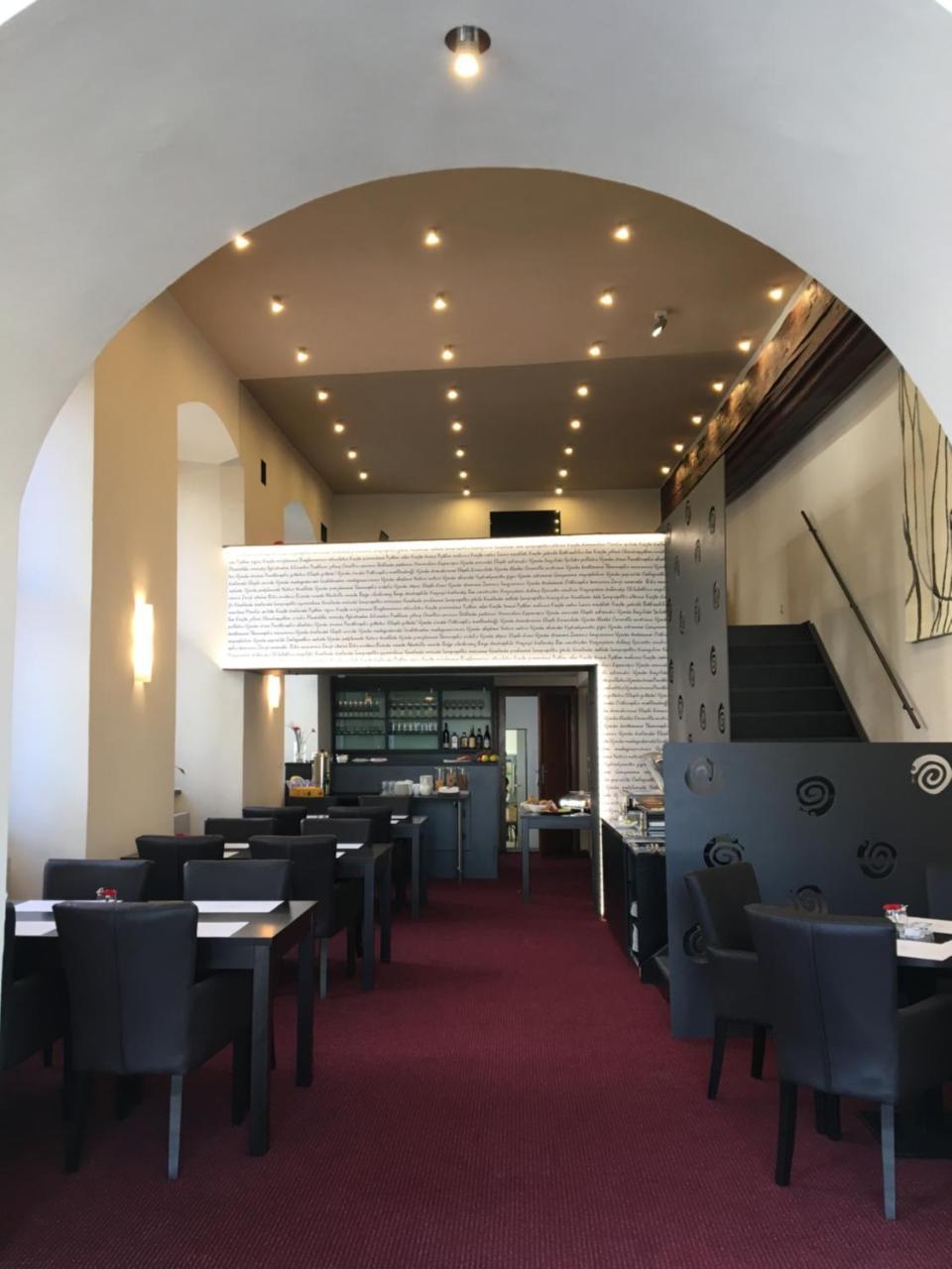 扎泰茨u哈达酒店 扎泰克 外观 照片